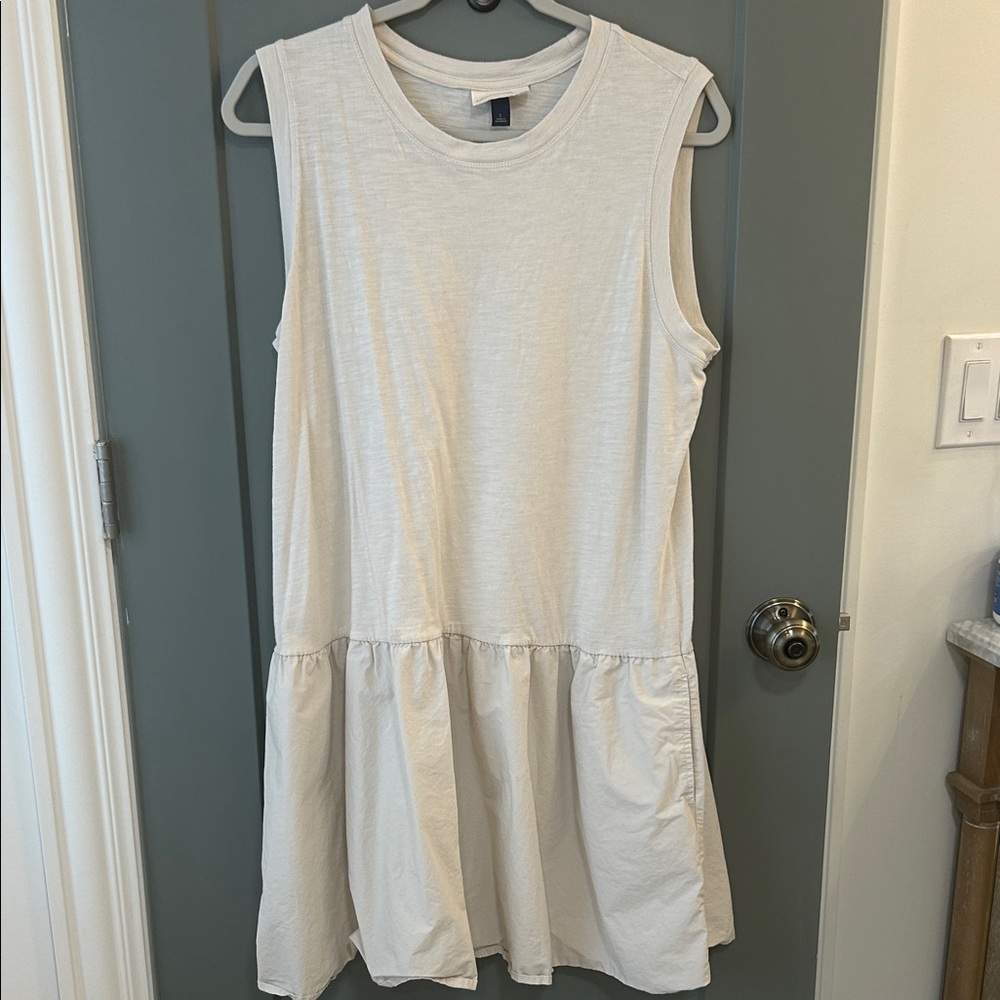 Universal Thread Cream Sleeveless Dress size large